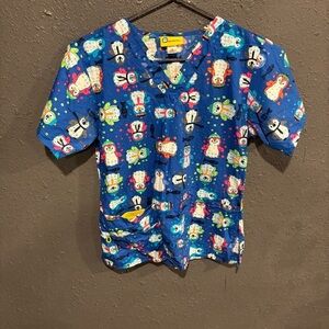WonderWink Penguin Print Scrub Top